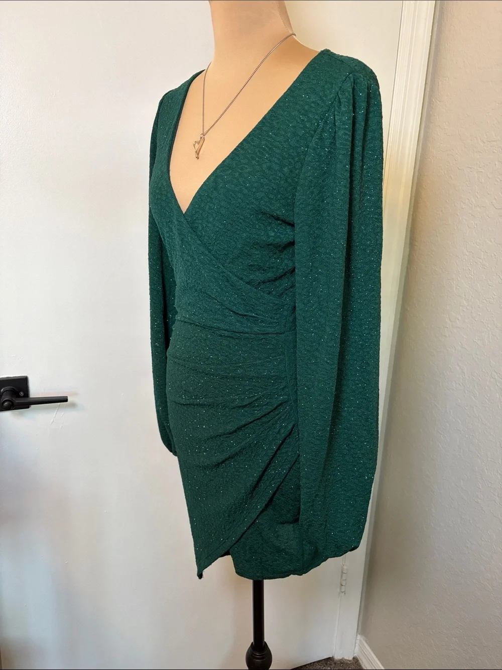 Windsor Dark Emerald  sparkle Wrap Mini Dress size medium stretch asymmetrical